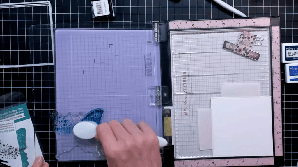 photo of smoothing out the harsh ink edge on the stamp using a blending brush